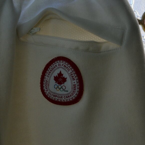 Canada Olympic 2005 track pants white Collectible - Picture 2 of 11